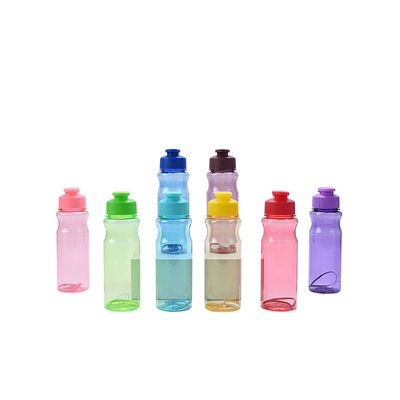 Πρωταθλήτρια BPA FREE Sport πλαστικό παγωμένο ποτό μπουκάλι μπουκάλι με λουρί ιδανικό για πεζοπορία