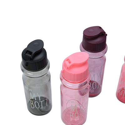 Προσαρμοσμένο πλαστικό PET 500ml μπουκάλια ποτήρι πόσιμου νερού δείγμα παρέχει για BPA ελεύθερο άθλημα
