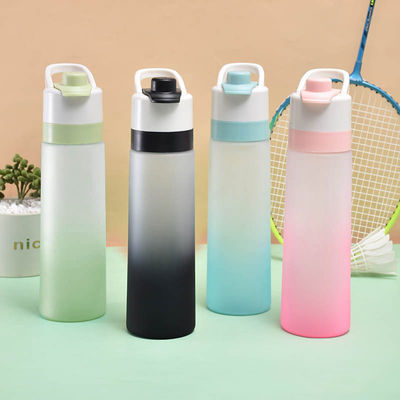 Εφαρμόσιμα Άνθρωποι Ενήλικες 750ml Απευθείας πώληση πλαστικού ποτηριού νερού με άχυρο
