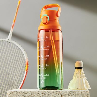 Κατευθείαν πόσιμο πλαστικό χρώμα 750 ml φορητό μπουκάλι νερού αθλητικών ειδών για ταξίδια