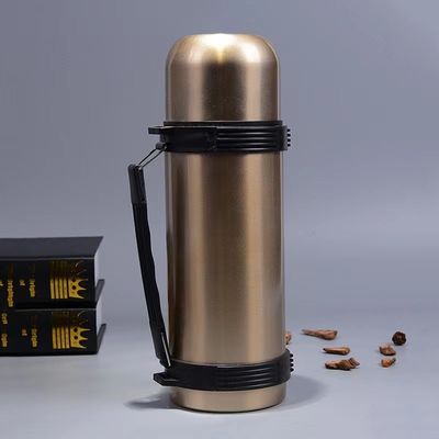 1800ml Καθαρό Κύπελλο Μεταφορτωτό Κεταλί Περπατώντας από ανοξείδωτο χάλυβα για εξωτερικά σπορ