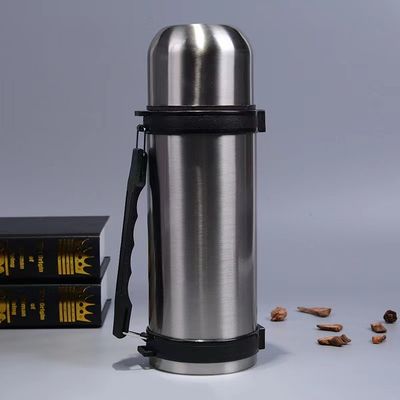 1800ml Καθαρό Κύπελλο Μεταφορτωτό Κεταλί Περπατώντας από ανοξείδωτο χάλυβα για εξωτερικά σπορ