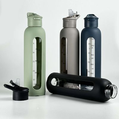 700 ml/1000 ml χωρητικότητα Μπουκάλι νερού με καλαμάκι και προστατευτικό μανίκι