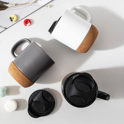 450ml Cork Base Stoneware Matte Ceramic Καφέ Κούπα με Κεπάκι PP Τέλειο Φεστιβάλ Δώρο