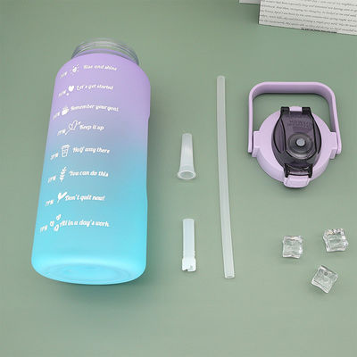 2L γυμναστική πλαστική μπουκάλι shaker με ελατήριο καπάκι για εξωτερικά αθλήματα και εραστές Unisex