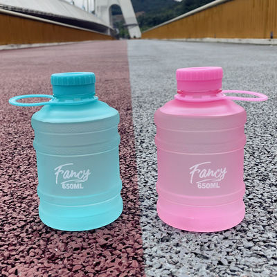 680 ml Μεγάλης χωρητικότητας πλαστικό φορητό ποτήρι για φοιτητές