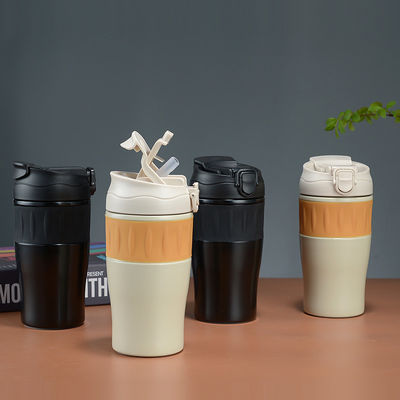 500 ml από ανοξείδωτο χάλυβα διπλό τοίχωμα φορητό tumbler με καπάκι από άχυρο για εξατομικευμένο χρώμα εξωτερικά