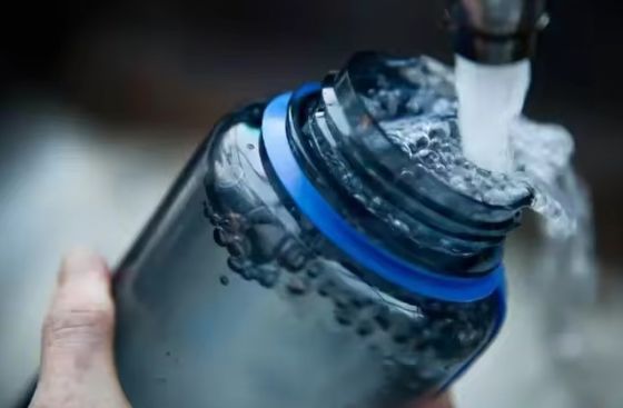Unisex 1000 ml Μεγάλη χωρητικότητα ποτήρι νερού κλίμακα Ανερό αδιάβροχο ποτήρι με PS πλαστικό υλικό