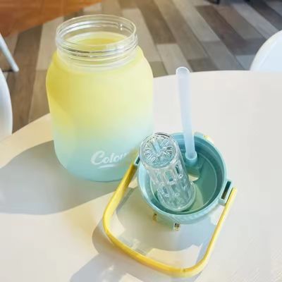 Μινιμαλιστικό στυλ 1100ml 1300ml PC πλαστικό μπουκάλι με προσαρμοσμένο λογότυπο