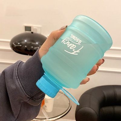 650 ml μίνι μπουκάλι πλαστικού νερού σε σχήμα κουβαλιού