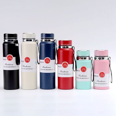 Απομονωμένο υπό κενό 800ml μπουκάλι νερού Custom Logo 316 από ανοξείδωτο χάλυβα Ιδανικό για ταξίδια