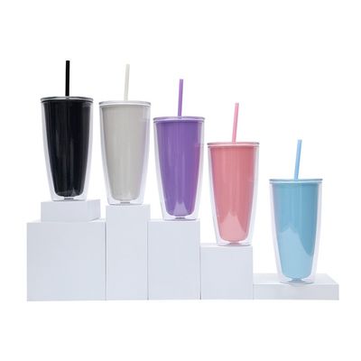 Στερεό 24oz διπλό τοίχωμα πλαστικό καφέ tumbler με πολλαπλές επιλογές χρώματος και άχυρο