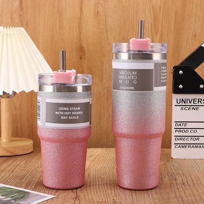 20OZ 30OZ μπουκάλι νερού από ανοξείδωτο χάλυβα Προσαρμοσμένο σχεδιασμό Πολυχρωματικό σπορ άχυρο Θερμό μπουκάλι