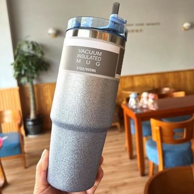 Προσαρμοσμένο λογότυπο 20 oz / 30 oz από ανοξείδωτο χάλυβα μονωμένο φλιτζάνι νερού με άχυρο