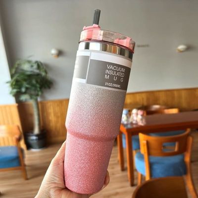 Προσαρμοσμένο λογότυπο 20 oz / 30 oz από ανοξείδωτο χάλυβα μονωμένο φλιτζάνι νερού με άχυρο