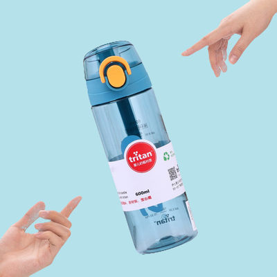 600 ml Tritan Διαφανές μπουκάλι νερού πλαστικό μπουκάλι αθλητικών ποτών με καπάκι χειριστή