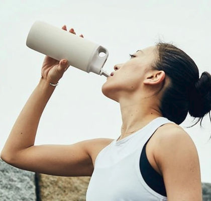 Εξοπλισμένες Αντικροξιόν Επιχρίσεις 550 ml Φιαλίδια κενού για μπουκάλια νερού με απομονωτικό κενό