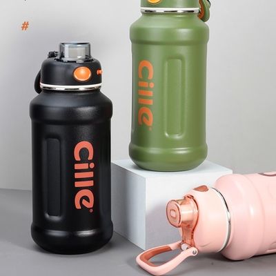 620 ml/950 ml χωρητικότητα Matte Man Bike Απομονωμένο μπουκάλι νερού με καμπυλωτό καπάκι από ανοξείδωτο χάλυβα