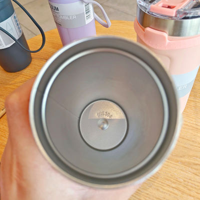 Προσαρμοσμένο λογότυπο Ατσάλι ατμομηχανή Κούπα Η καλύτερη μονωμένη Tumbler για ταξίδια