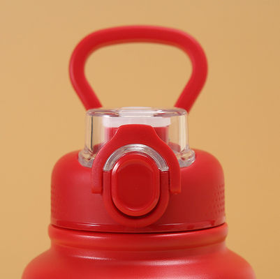 700 ml από ανοξείδωτο χάλυβα μονωμένο θερμόφωνο με καπάκι από άχυρο βιώσιμο και όλα σε ένα